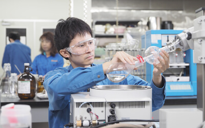 品種改良している様子